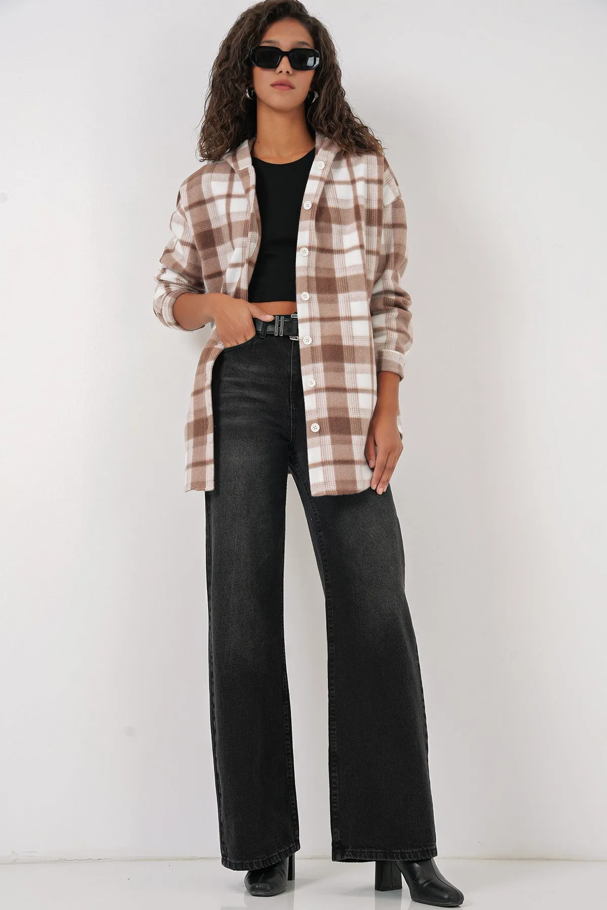 0710 kapüşonlu oversize gömlek