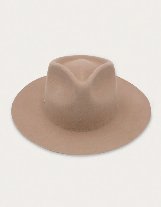 Amie Fedora Oatmeal