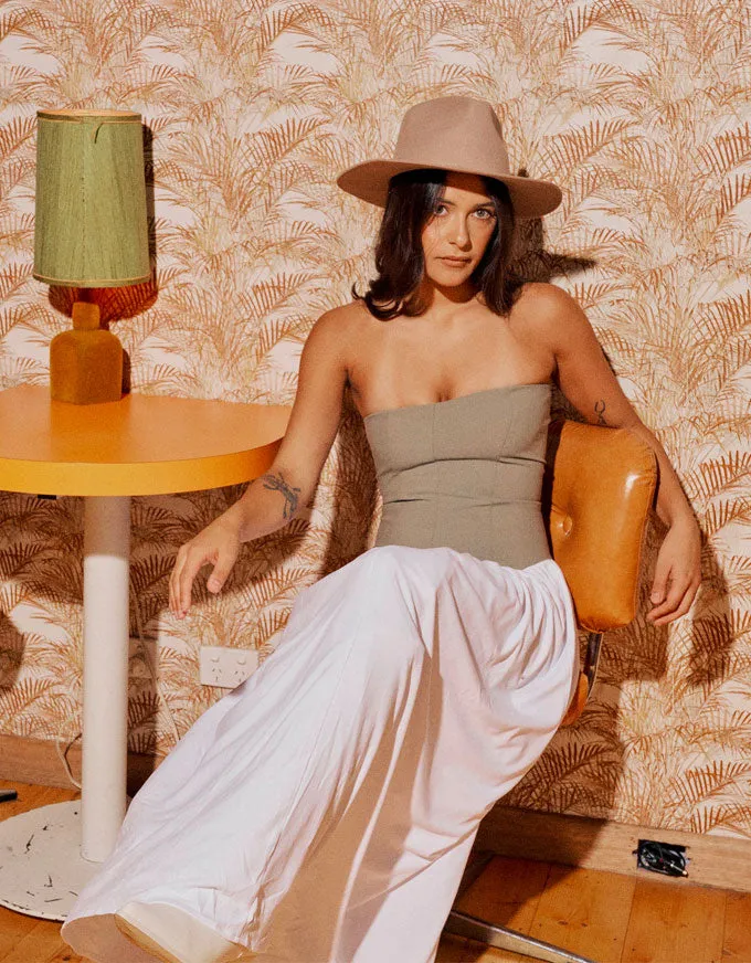 Amie Fedora Oatmeal