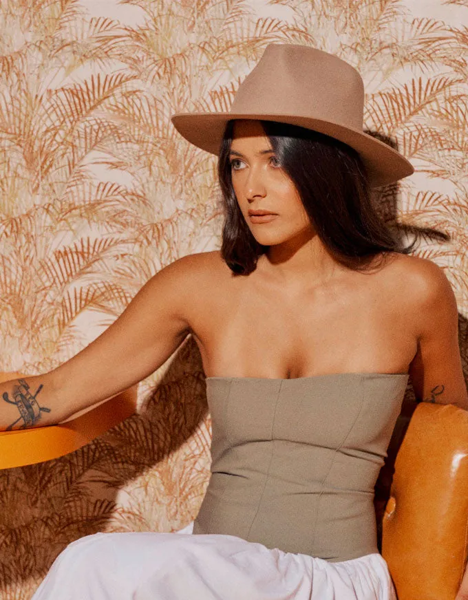 Amie Fedora Oatmeal