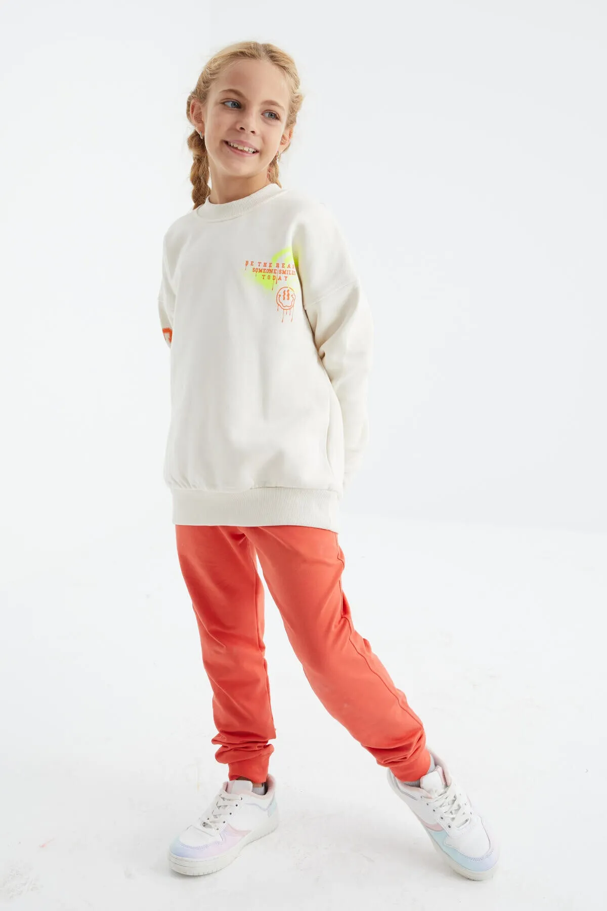 baski detayli o yaka kiz çocuk sweatshirt - 75095