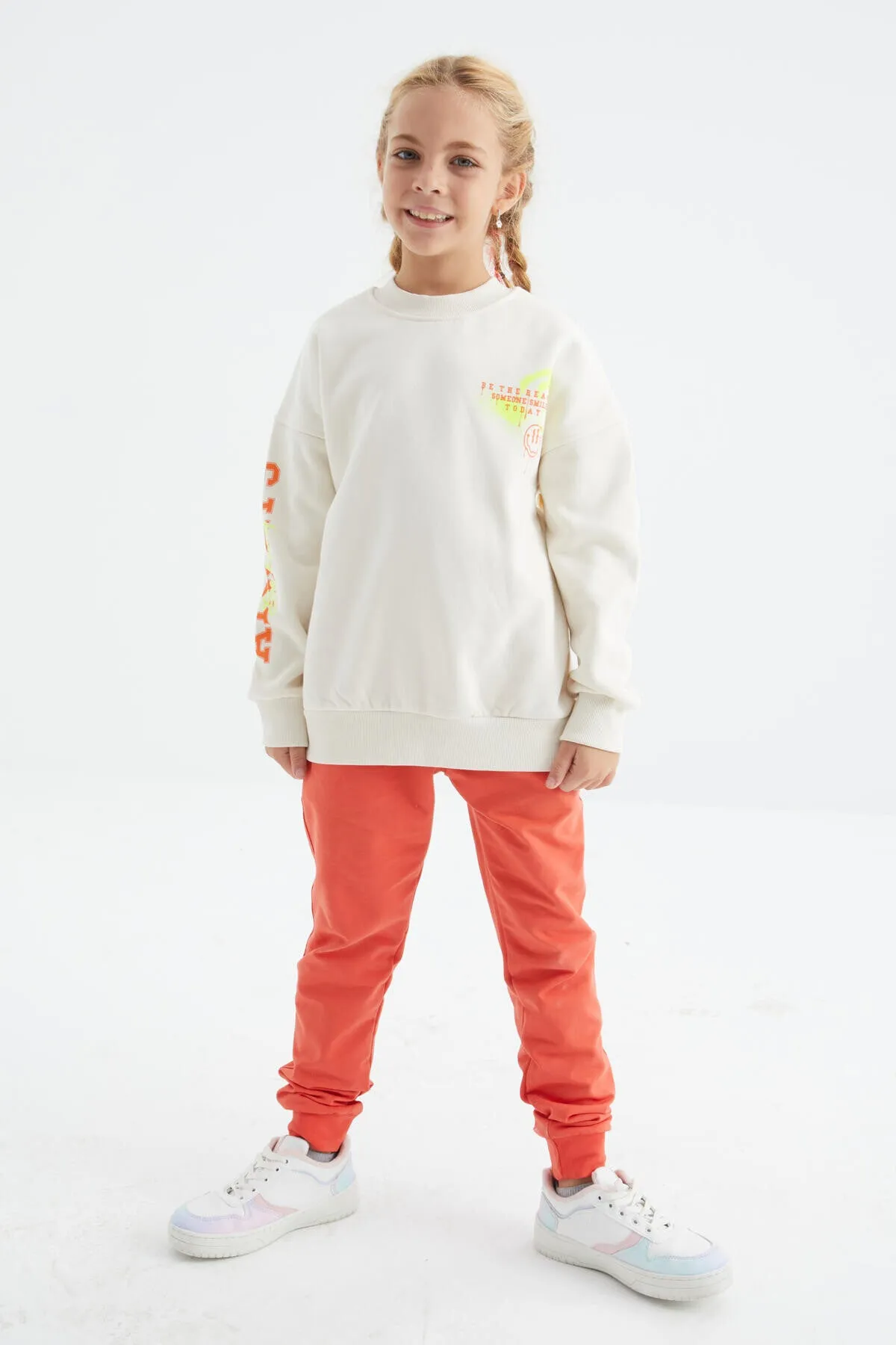 baski detayli o yaka kiz çocuk sweatshirt - 75095