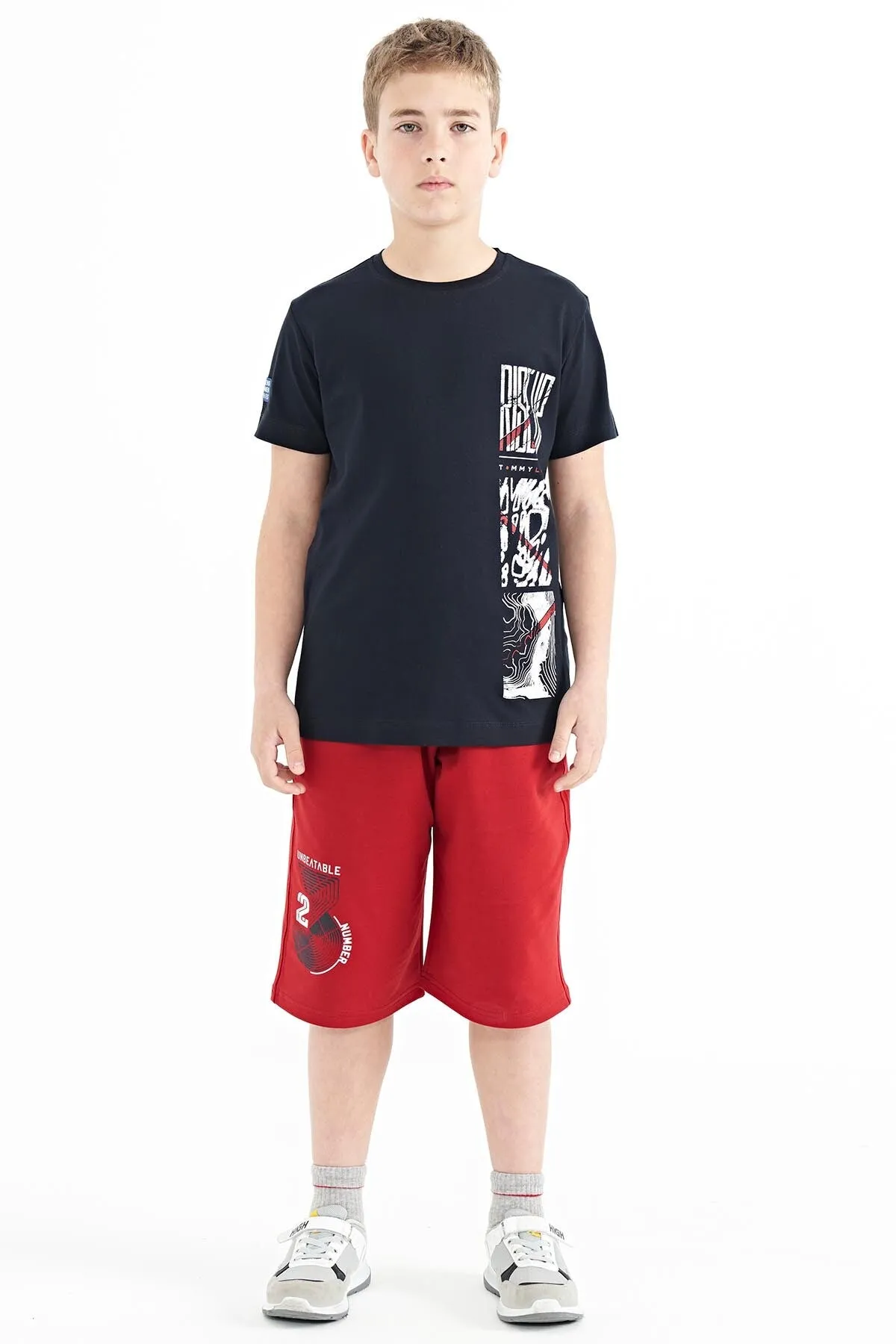 baski detayli o yaka standart kalip erkek çocuk t-shirt - 11104