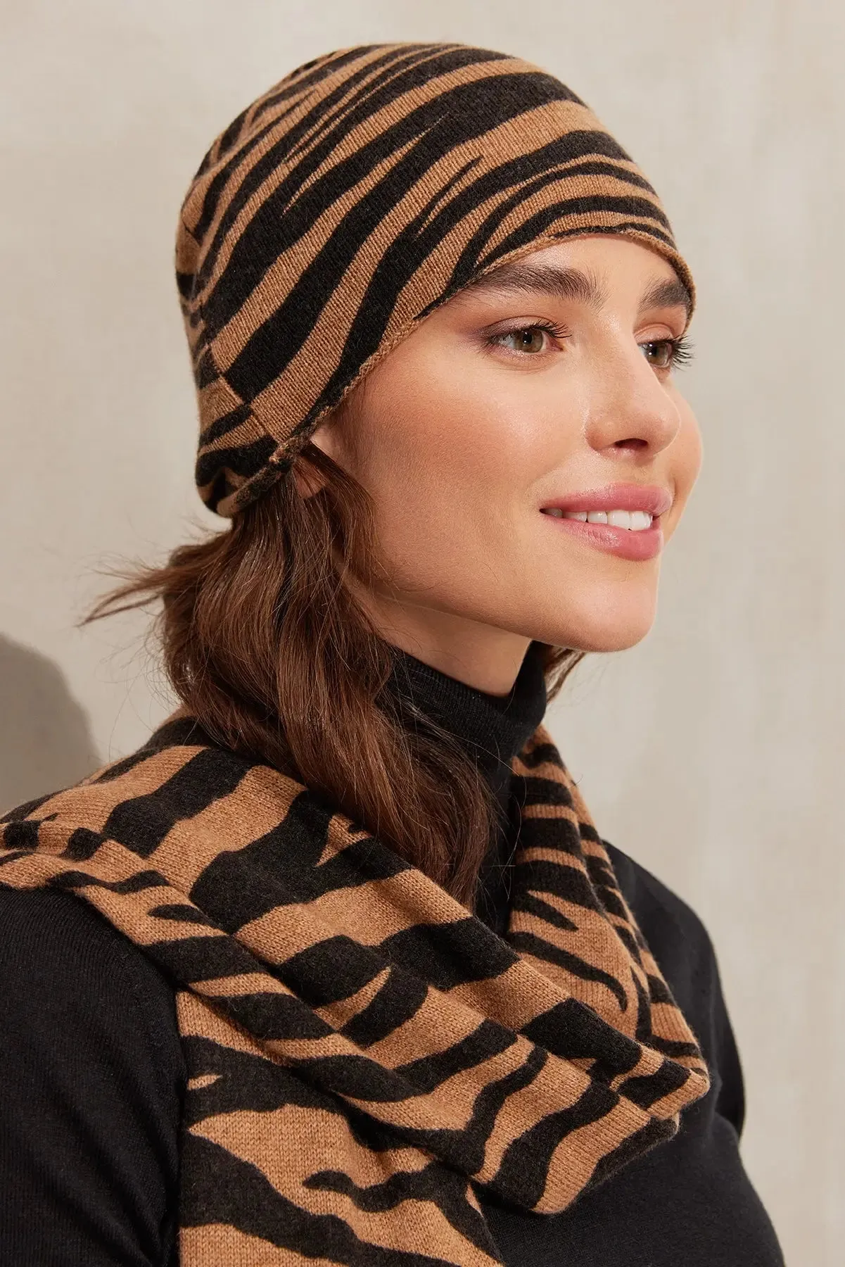Camel Cashmere Wool Zebra Patterned beret