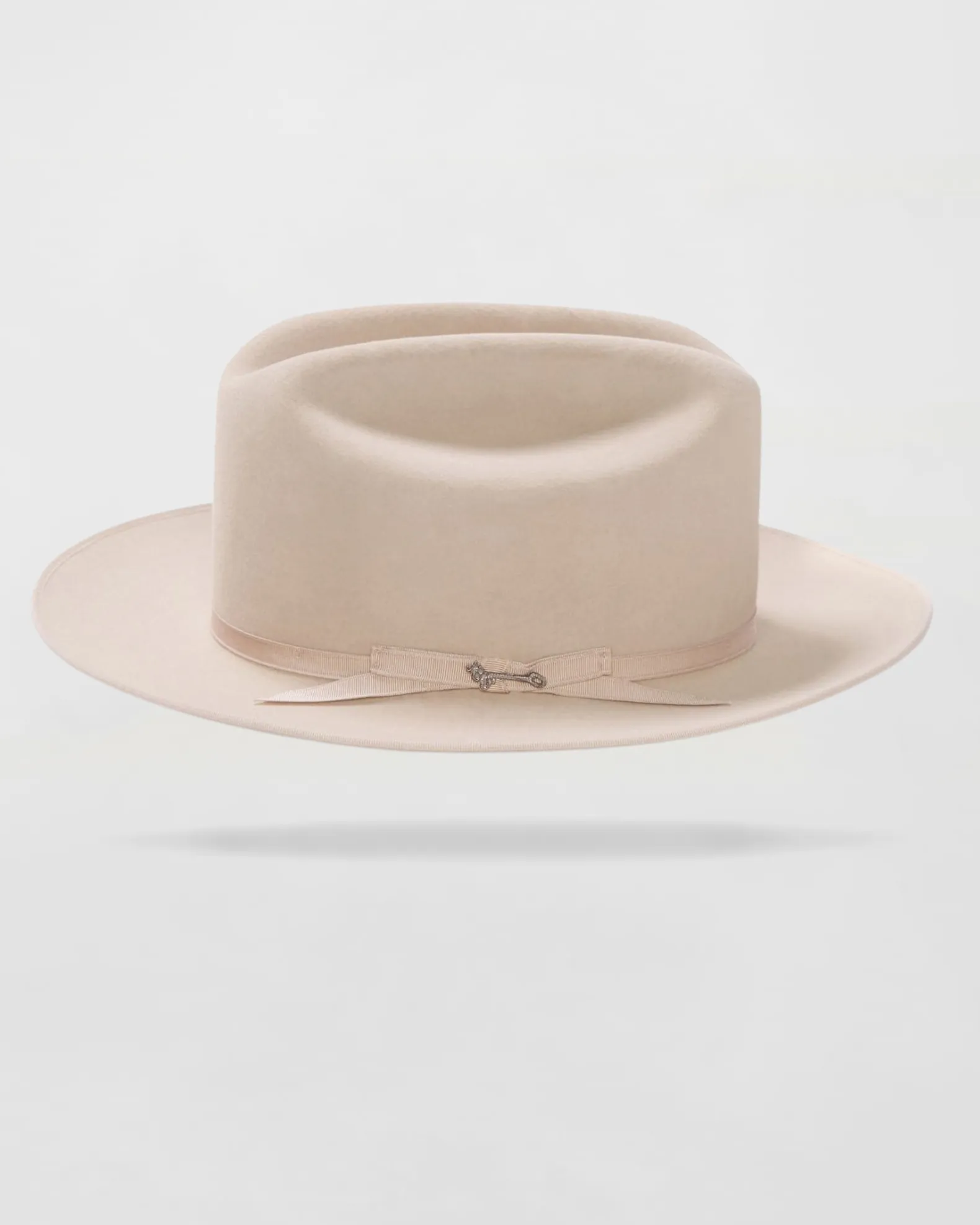 Classic Charm Felt Outdoor Hat in Natural