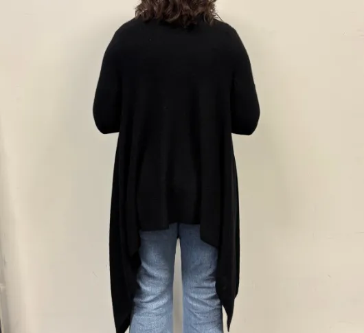 Cortland Park - Cloud Wrap Long Sleeve Silk-Cashmere Wrap in Black