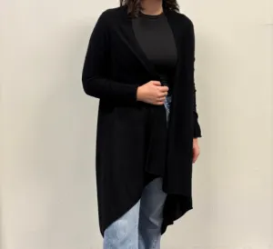 Cortland Park - Cloud Wrap Long Sleeve Silk-Cashmere Wrap in Black
