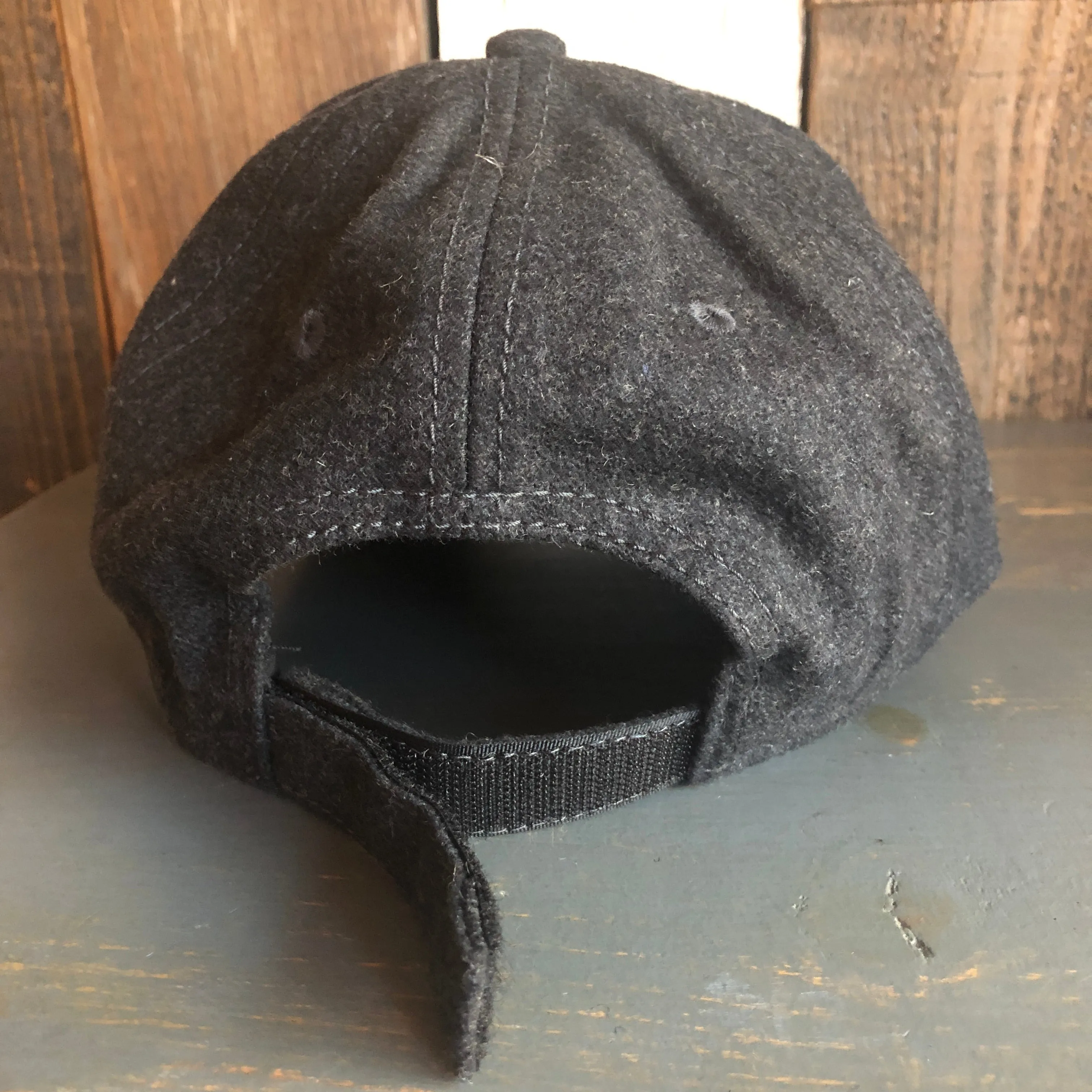 Hermosa Beach RETRO SUNSET 5 Panel Low Profile Melton Wool Blend Baseball Cap with Velcro Closure - Heather Black