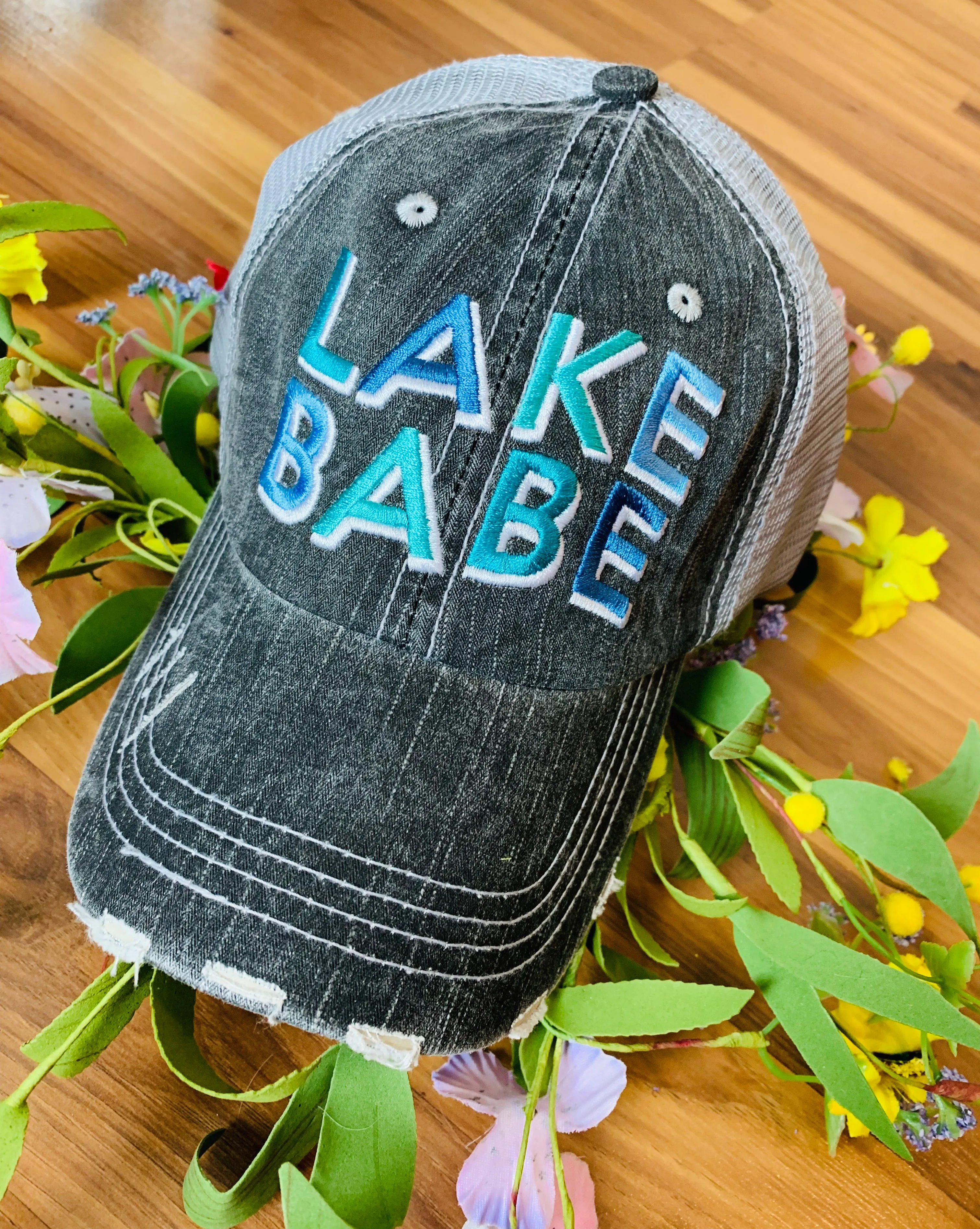 Lake hats LAKE BABE Embroidered trucker caps