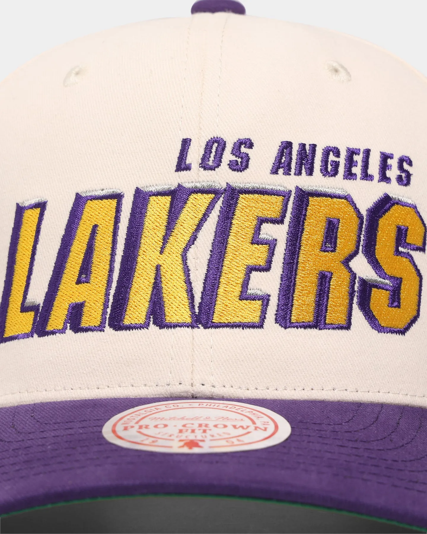 Mitchell & Ness Los Angeles Lakers '96 Draft' Pro Crown Snapback Off White