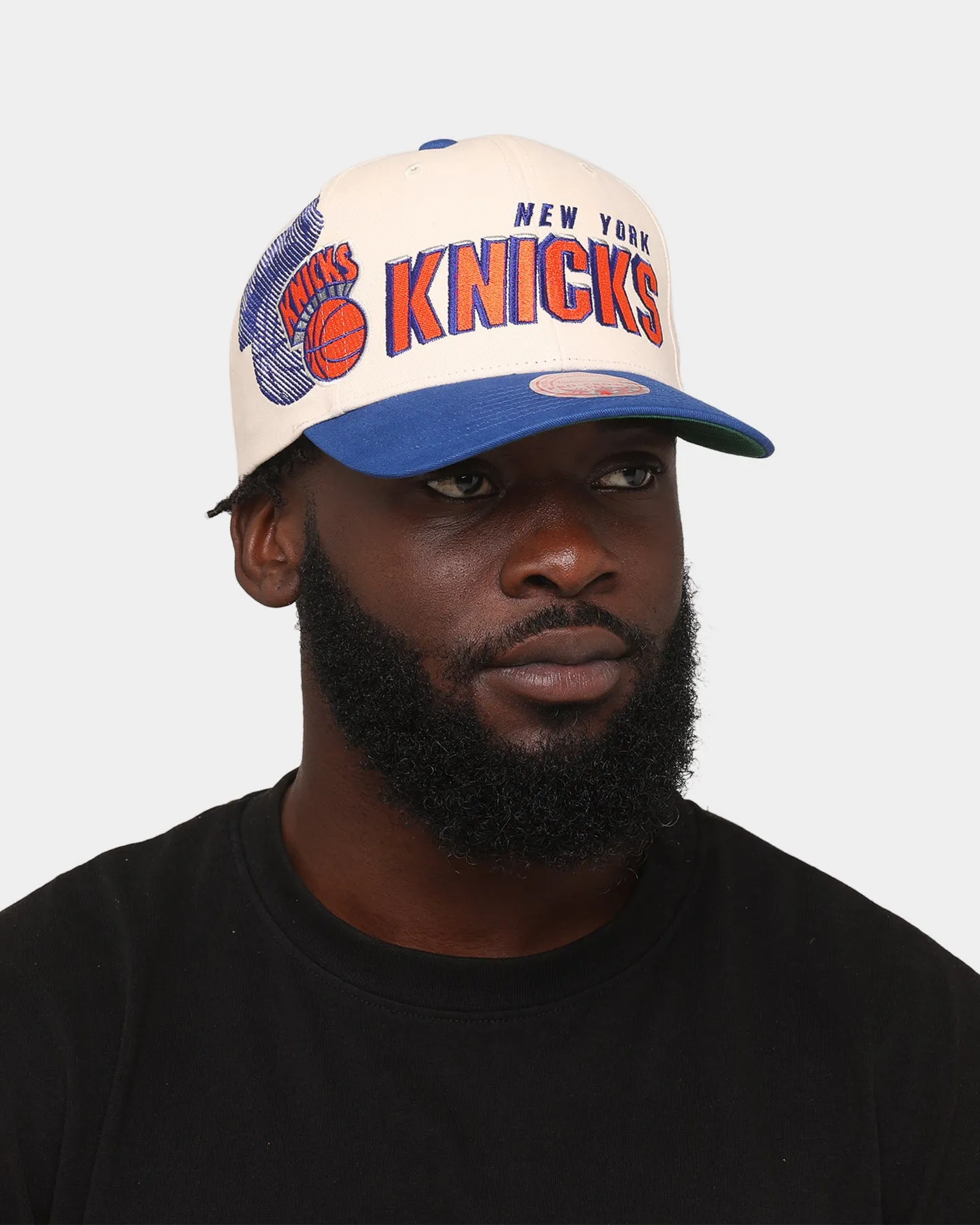 Mitchell & Ness New York Knicks '96 Draft' Pro Crown Snapback Off White
