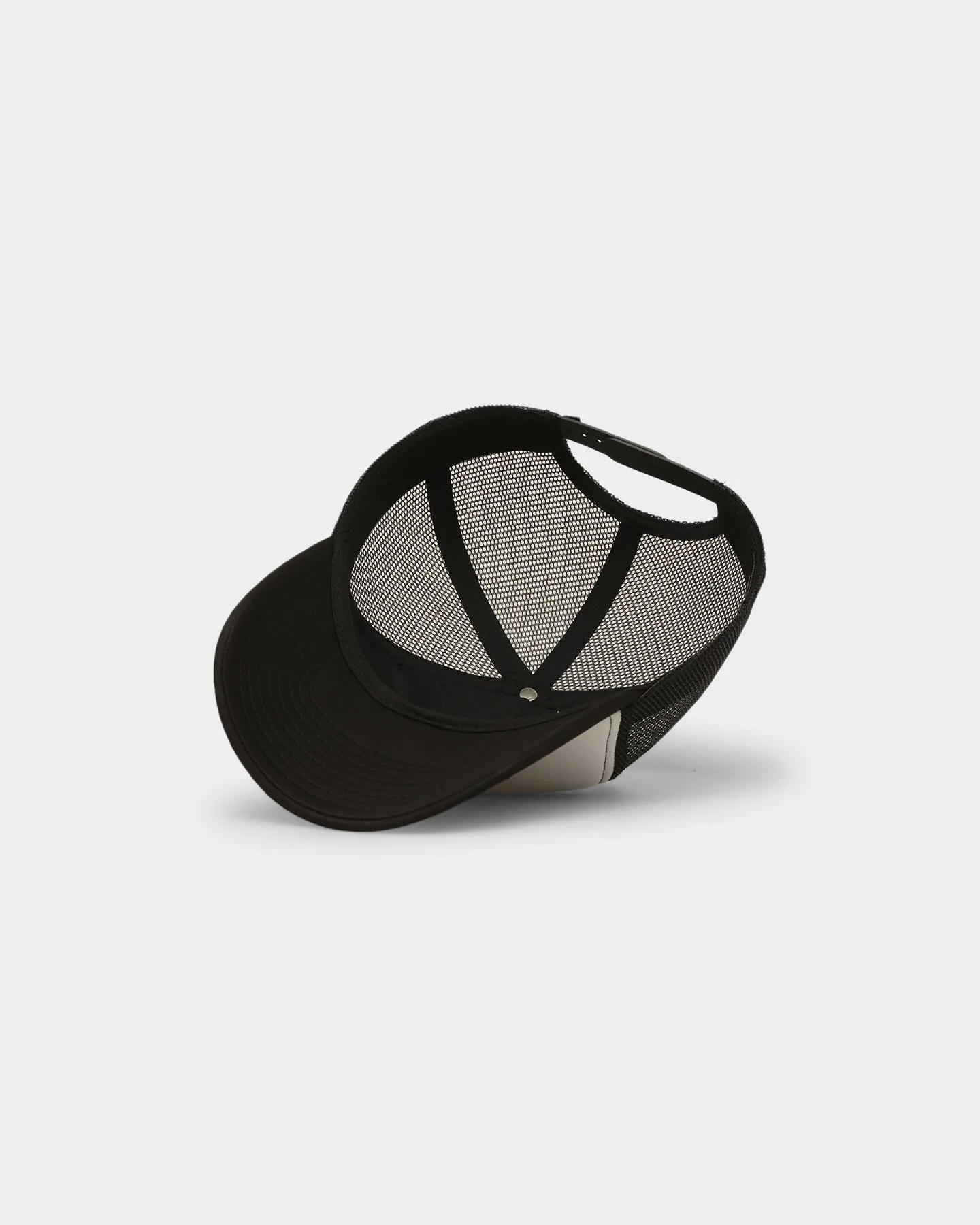 Stussy Flames Trucker Snapback Cap White/Black